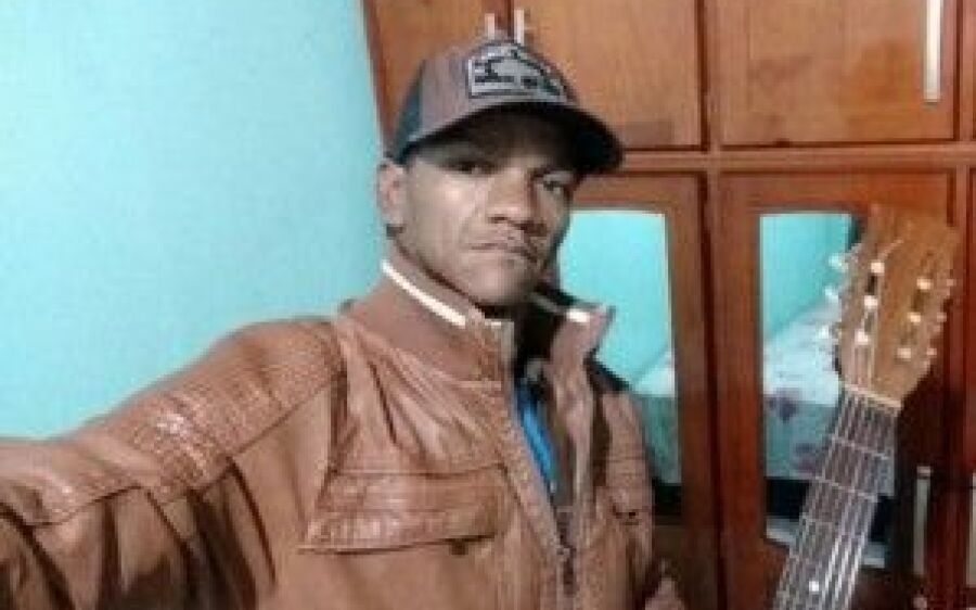 Homem tenta separar briga entre mulheres e acaba morto com quatro tiros