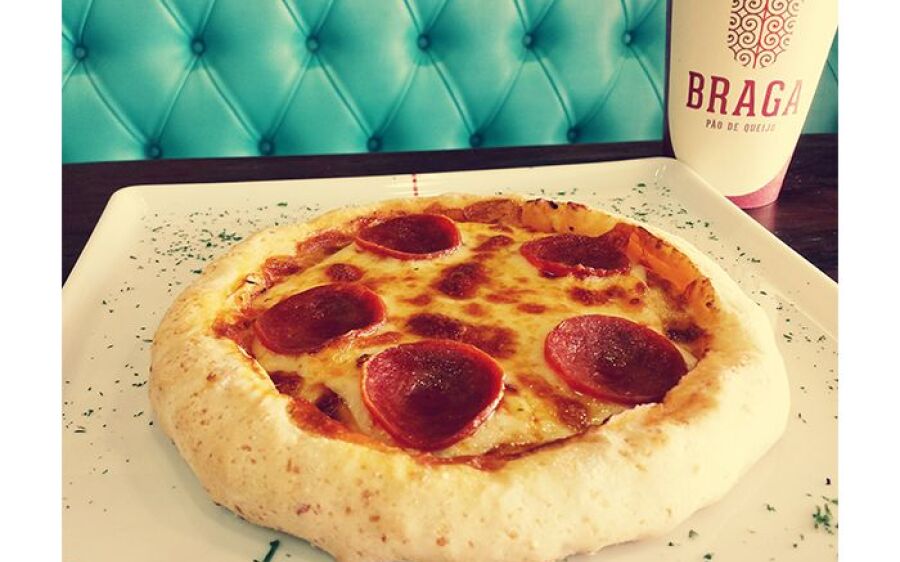 Pizza de Pão  de Queijo 