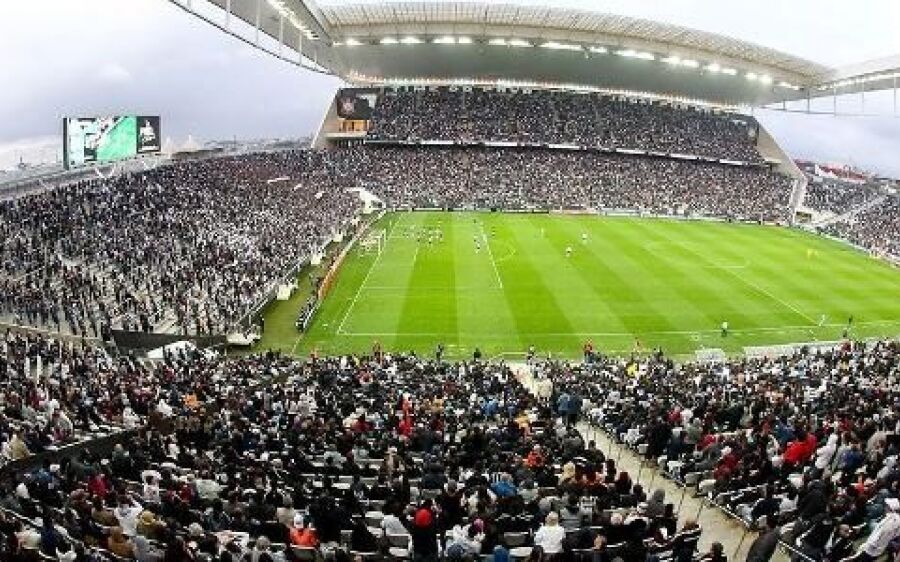 Corinthians diz que seis empresas têm interesse nos naming rights do estádio
