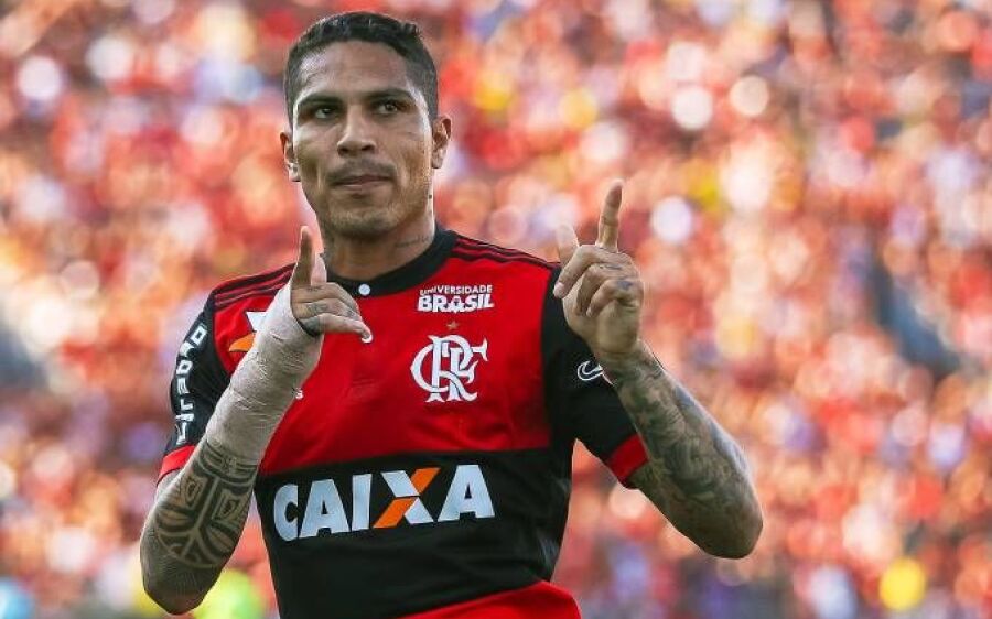 Flamengo inscreve reforços, mas mantém Guerrero na lista da Libertadores