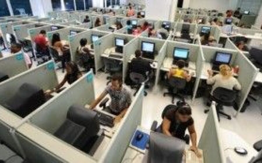 Operadora abre 200 vagas de emprego na Capital 
