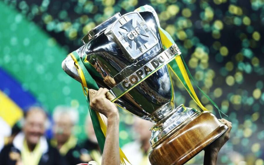 Cruzeiro e Corinthians decidem semifinais da Copa do Brasil em casa