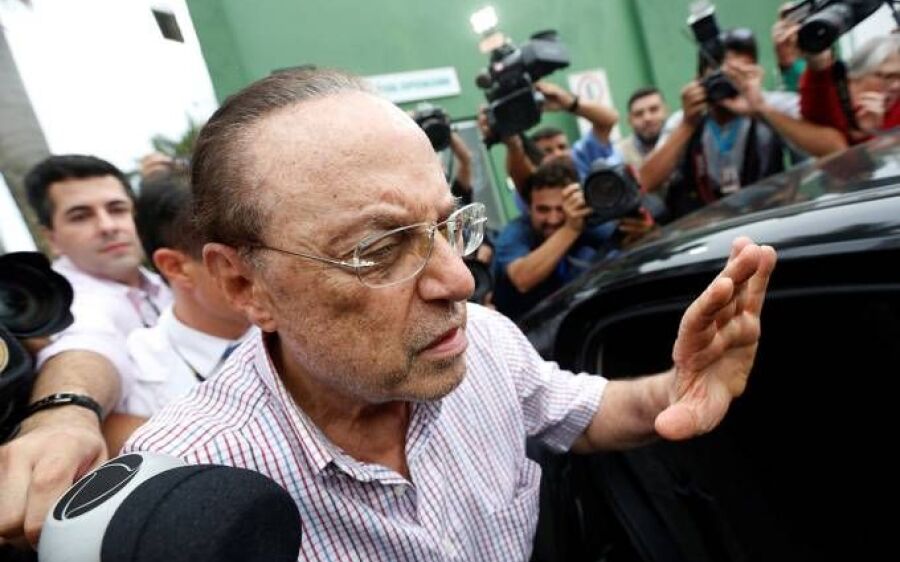 Mesa Diretora da  Câmara declara perda do mandato de Maluf