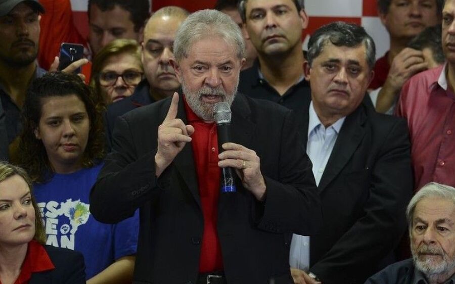 Defesa de Lula vai ao STF para ampliar prazo de substituição de candidato à Presidência