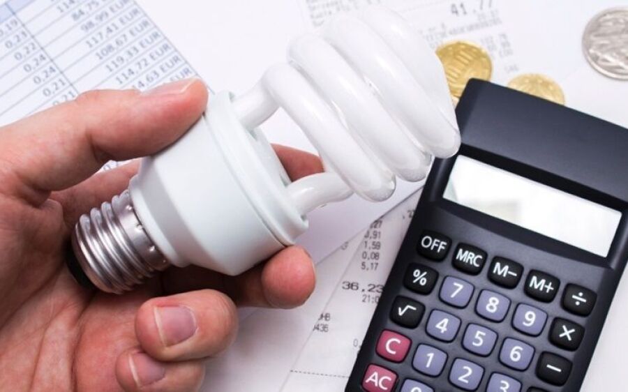 Aneel descarta revisão de  bandeira tarifária em conta de luz