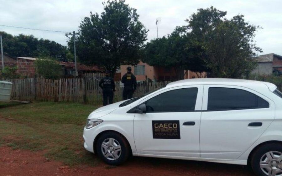 Gaeco faz ação para prender 4 policiais e mais 21 pessoas por tráfico 