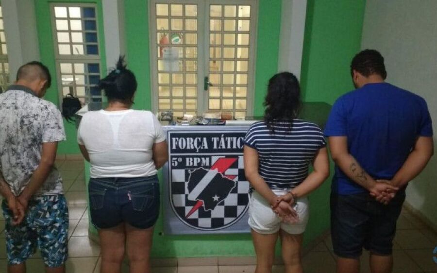 Policia Militar prende quatro e apreende cocaína e maconha em Coxim