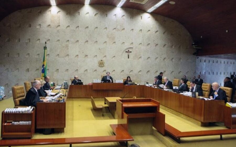 STF mantém decisão que manda corrigir saldo do FGTS no Plano Collor 2