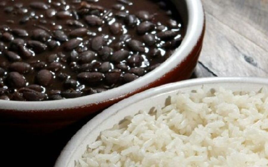 Arroz e feijão são os alimentos mais desperdiçados no Brasil