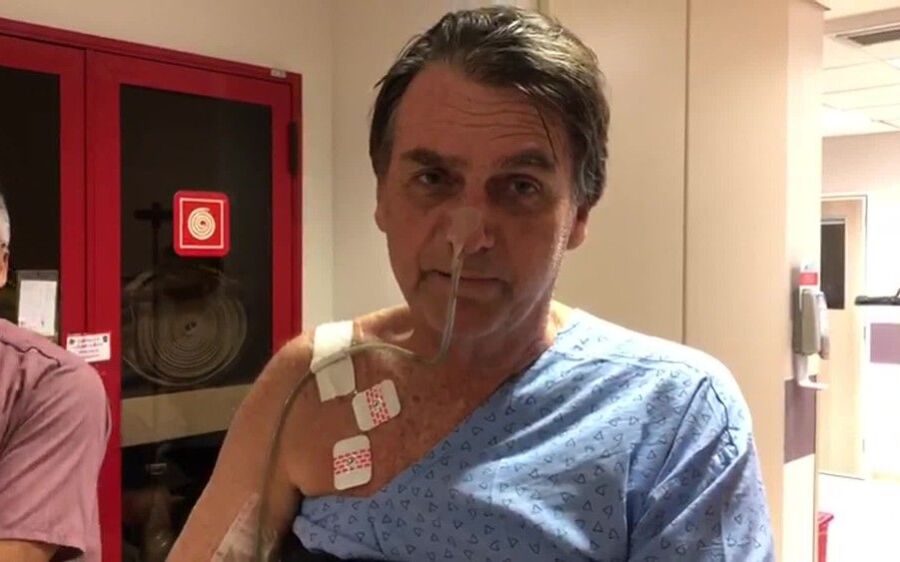 Jair Bolsonaro recebe alta do semi-intensivo e vai para quarto, diz hospital