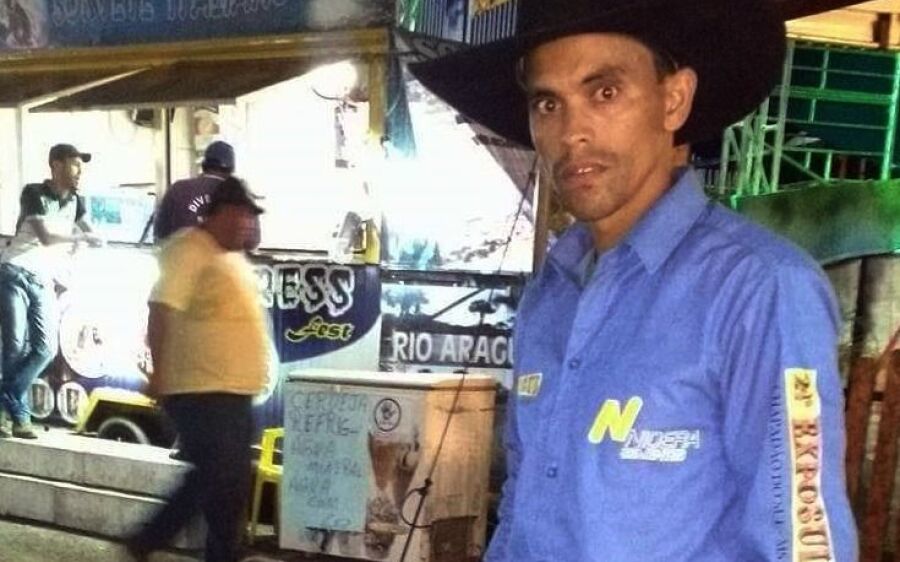 Campeão de rodeios em MS, peão morre chifrado por touro em SP