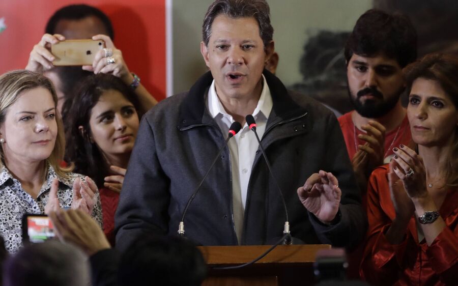 Lula pede a Haddad que não vá mais a Curitiba