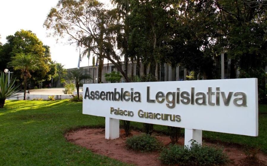 Assembleia amplia bancada da  segurança e fica mais conservadora