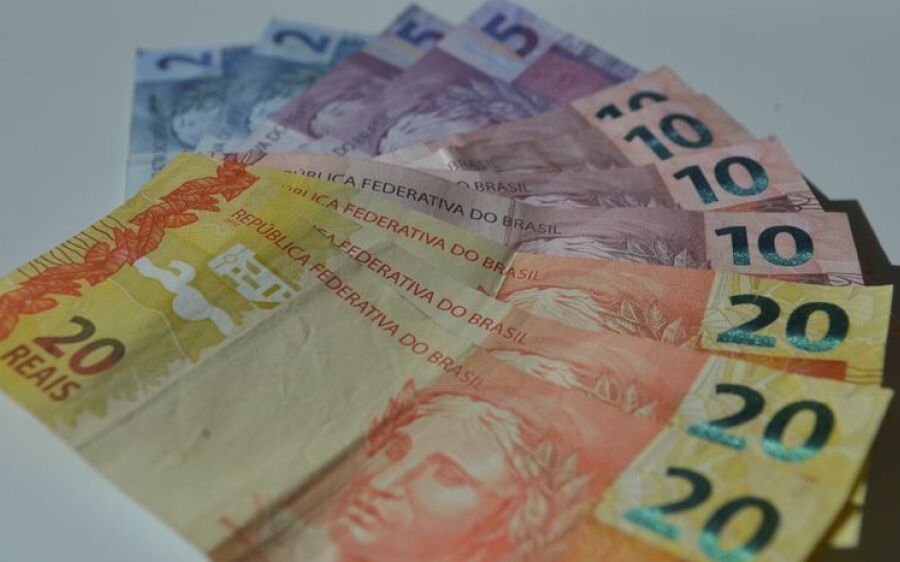 Estimativa de inflação sobe pela quinta vez e vai para 4,43% este ano