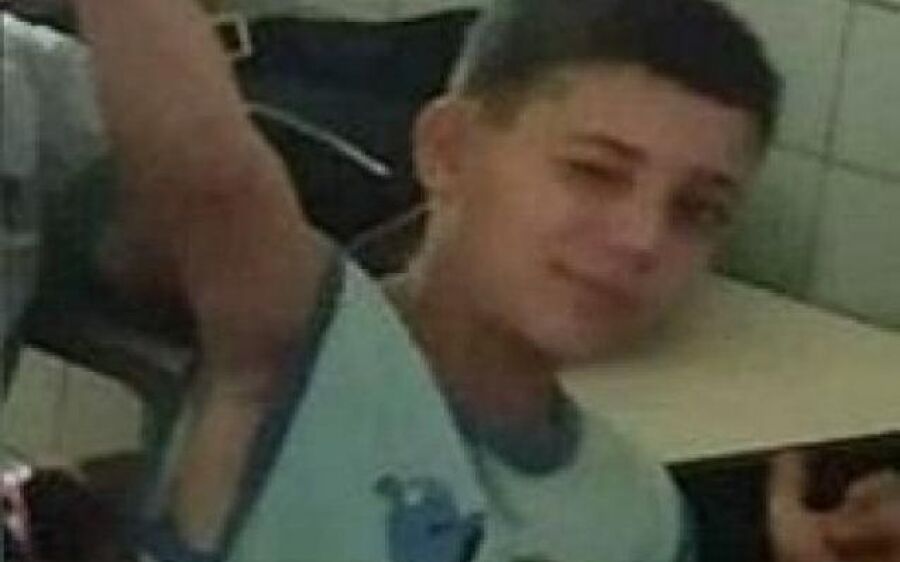 Menino de 10 anos foi morto pelo pai com espingarda sem registro