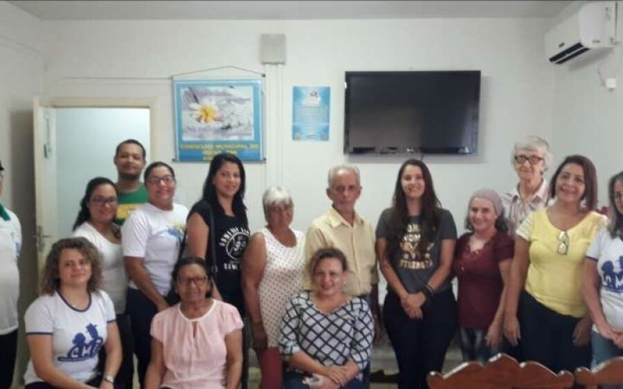 Conselho Municipal do Idoso empossa  membros da gestão 2018-2020