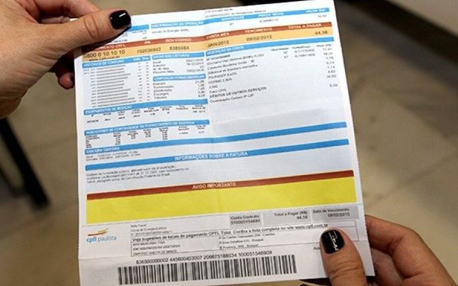 Novembro começa com custo adicional menor na energia e horário de verão