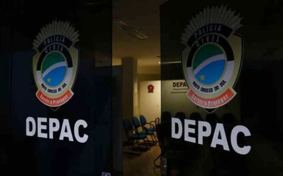 Idoso de 74 anos é apedrejado ao se recusar a dar cigarro a jovem em Campo Grande