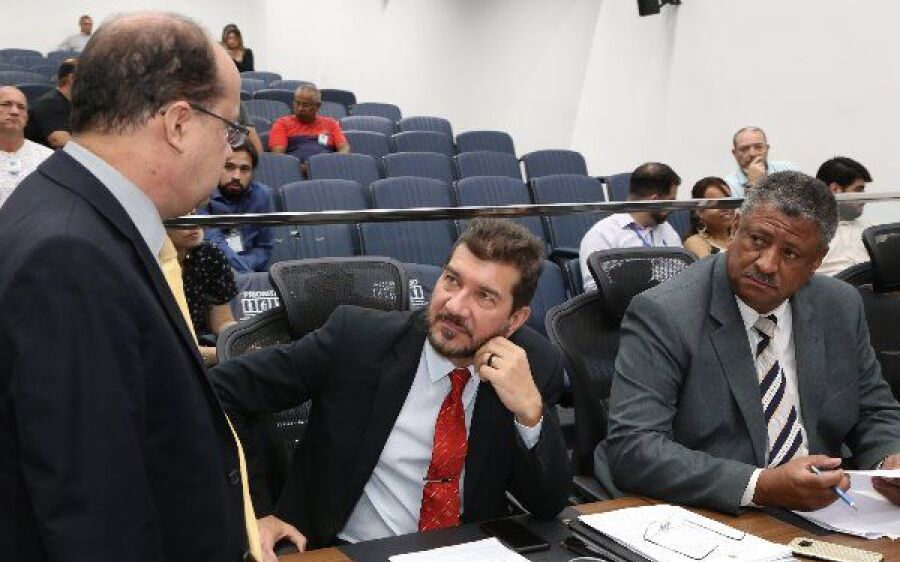 Deputados estaduais avaliam plano de governo e decisões do presidente eleito
