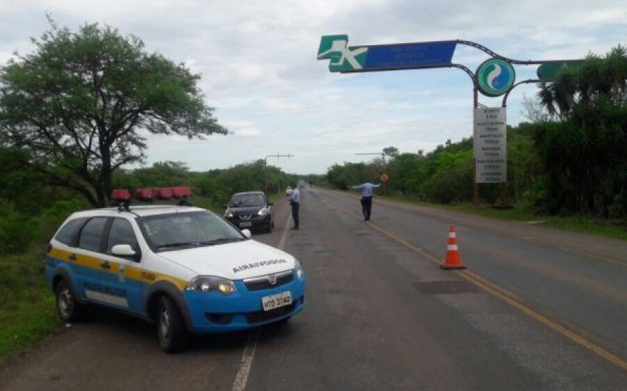 Durante feriado prolongado  Polícia Militar Rodoviária abordou mais de três mil veículos