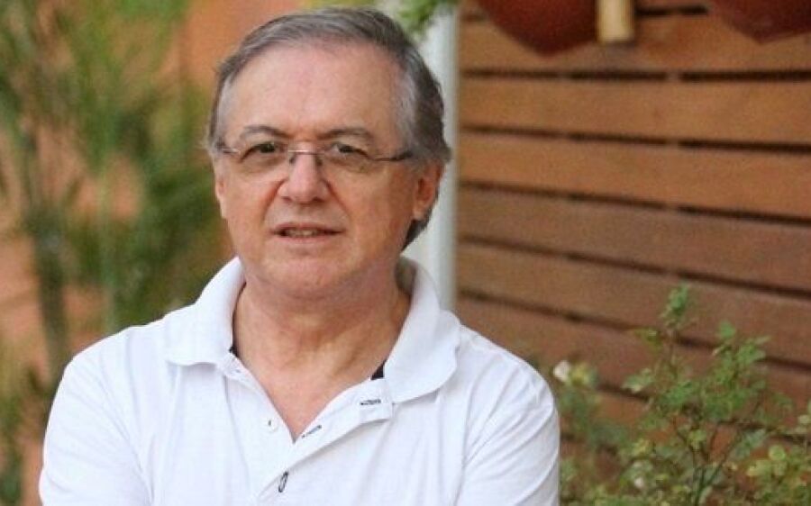 Bolsonaro anuncia Ricardo Vélez Rodríguez como ministro da Educação