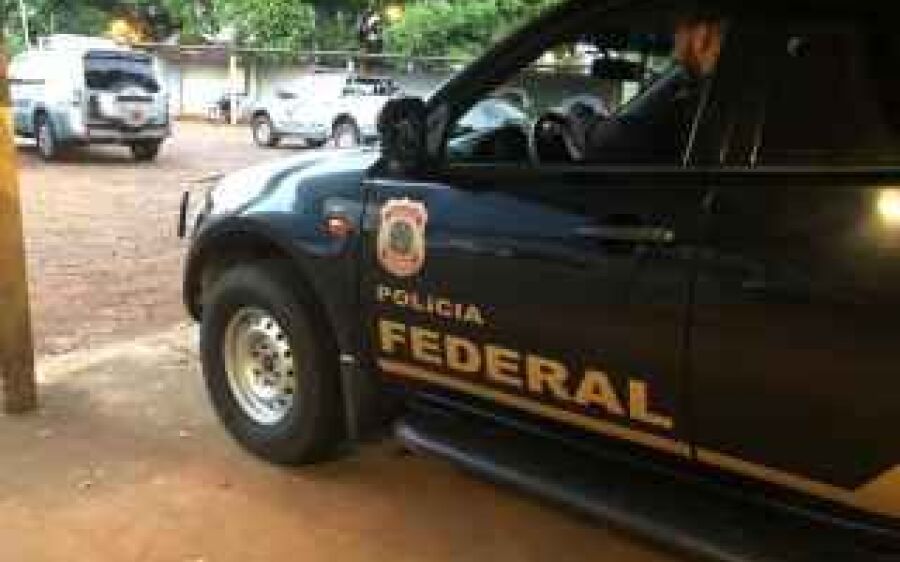 ‘Laranja’ de Baird promete se entregar  à PF ainda hoje e trio irá para presídio