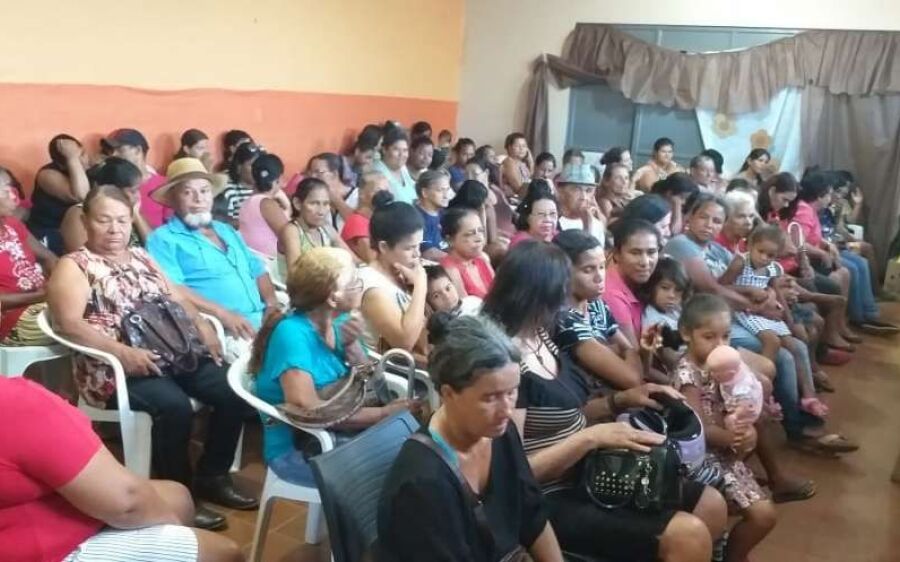 Beneficiários dos CRAS Piracema e Senhor Divino celebram encerramento do ano