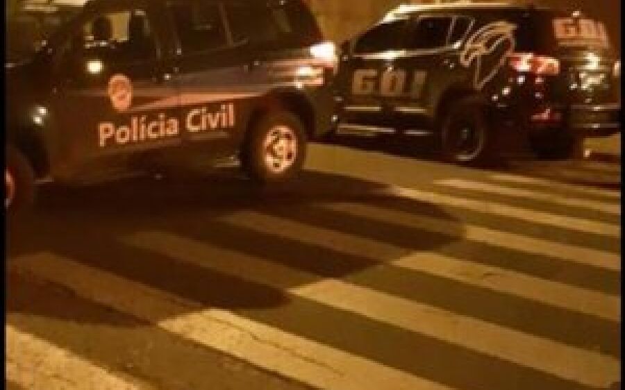Bandido com réplica de pistola tenta assaltar PM que fazia bico e é morto
