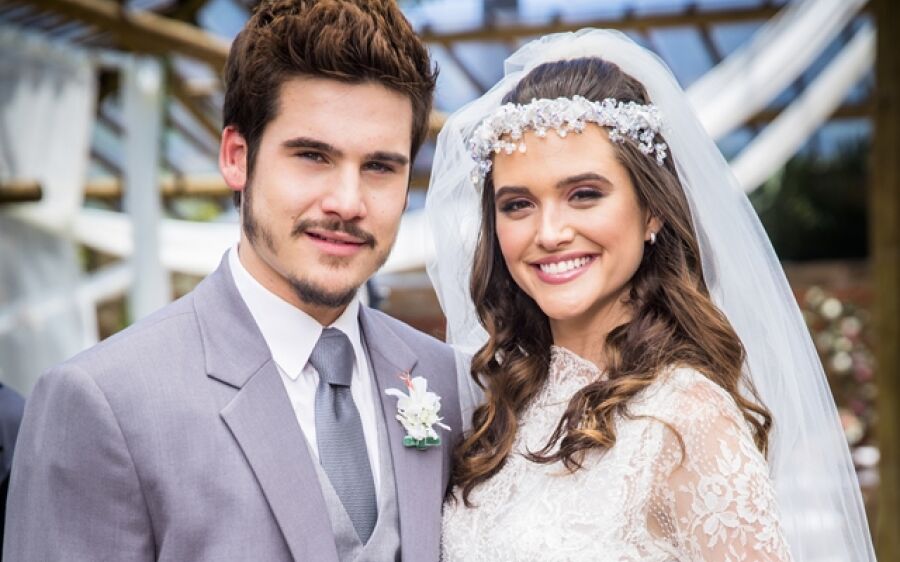 Casamento de Marocas e Samuca em O Tempo Não Para bomba na web e Nicolas Prattes faz revelação