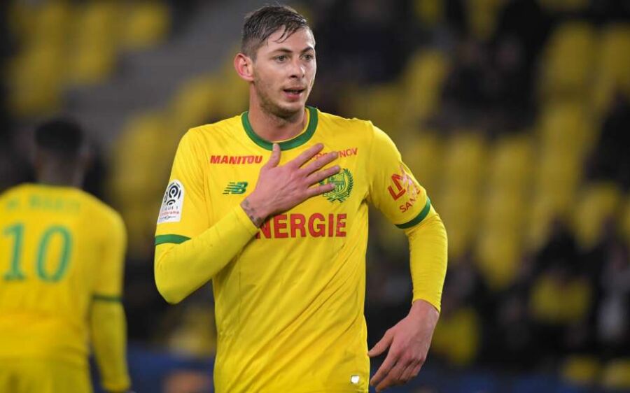 Polícia encerra buscas por avião onde estava Jogador Emiliano Sala