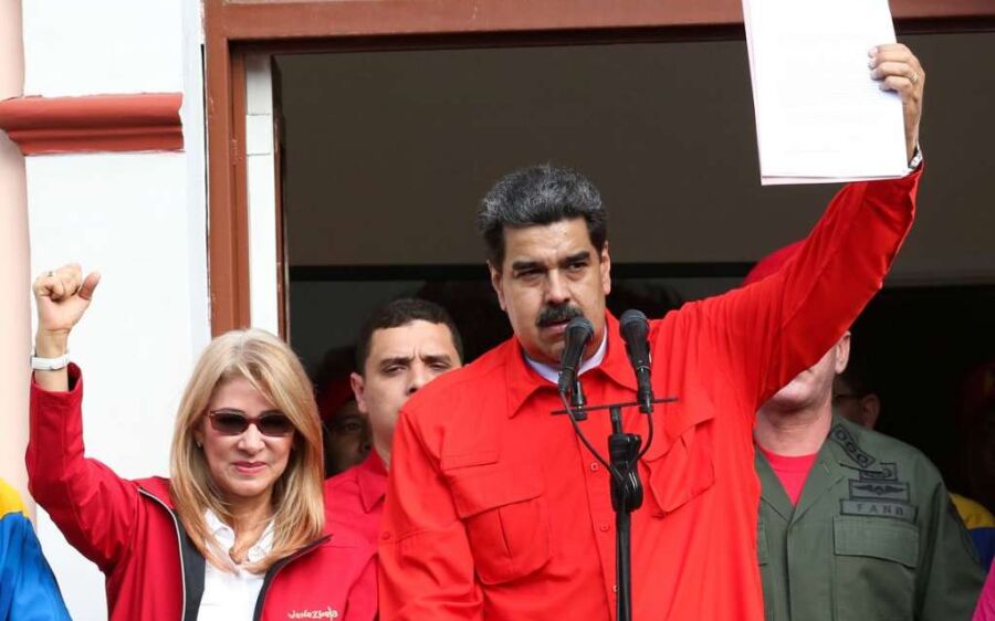 Maduro fecha embaixada e consulados nos Estados Unidos