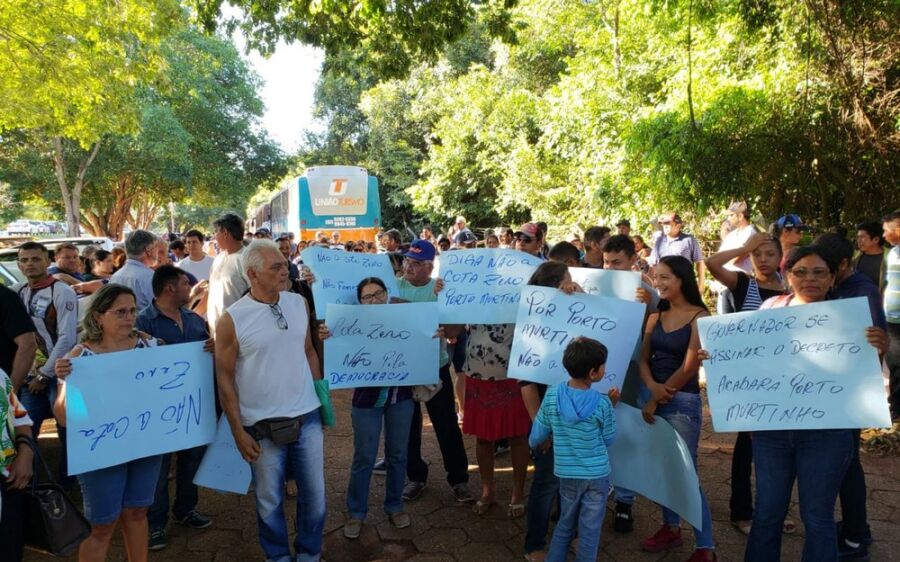 Trade da pesca protesta em Campo Grande  contra proposta de 