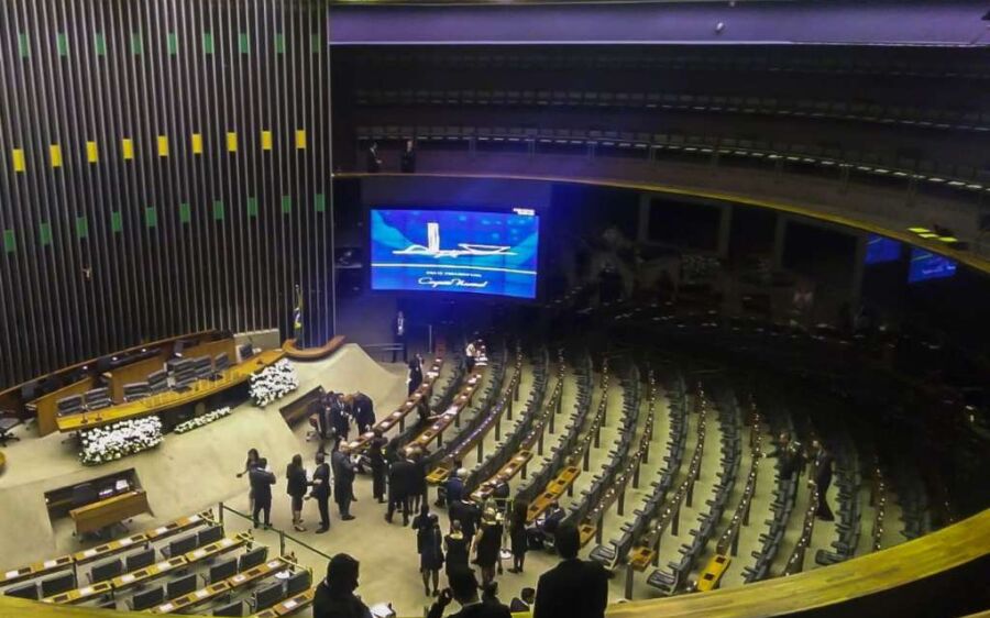 Sessão solene marca abertura dos trabalhos legislativos