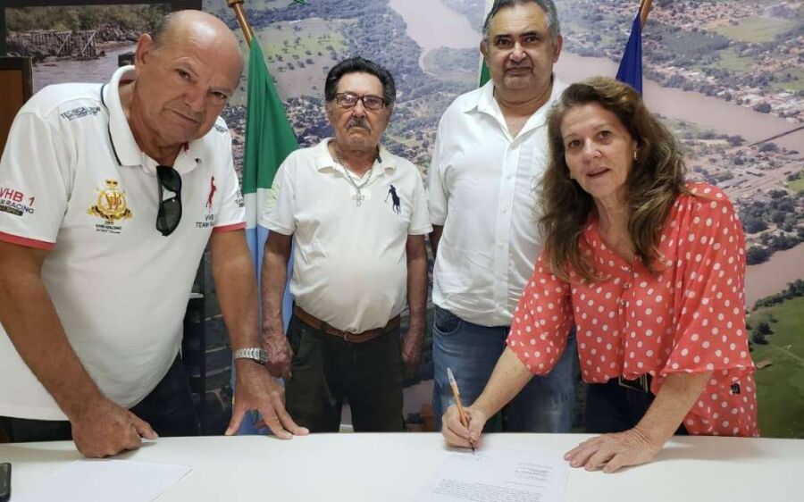 MEMÓRIA – Amigos cobram reconhecimento da  autoria do hino de Coxim para Zacarias Mourão e Goiá