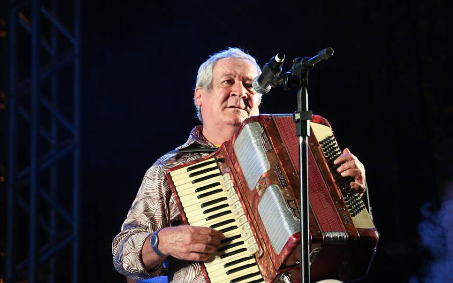 Morre aos 68 anos Dino Rocha, o maior sanfoneiro do Brasil
