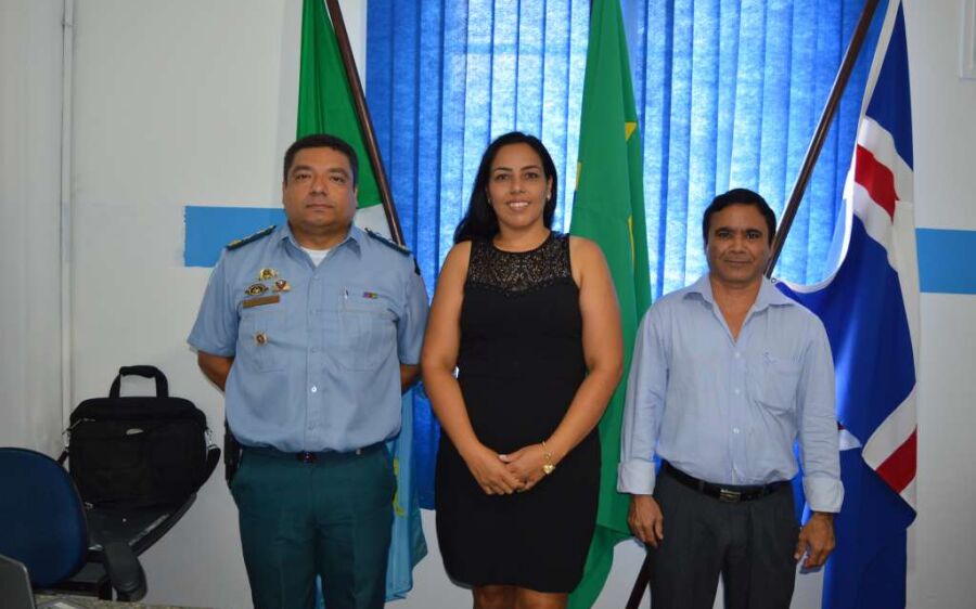 Comandante do  5º BPM recebe visita da presidente da OAB de Coxim
