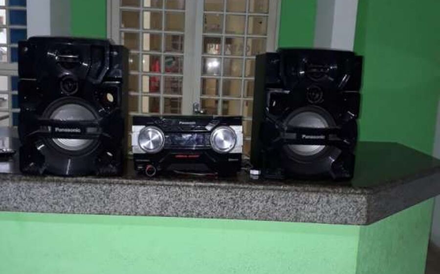 Polícia militar apreende som por perturbação do sossego em Coxim