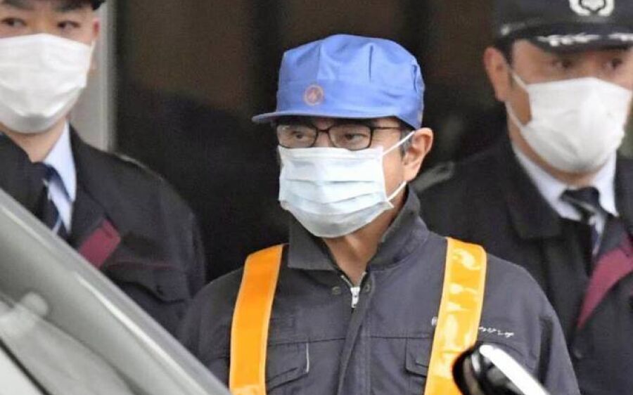 Carlos Ghosn deixa a prisão após pagamento de fiança