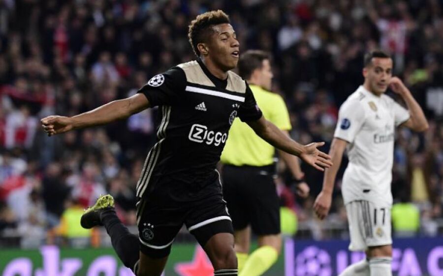 Tite convoca David Neres para o lugar de Vinícius Júnior na Seleção