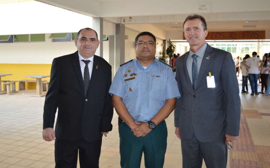 Comandante do 5º BPM de Coxim participa da solenidade de comemoração dos 10 anos do IFMS