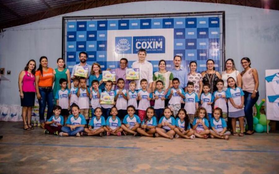  Escolas e creches de Coxim recebem mais de R$ 300 mil em material e uniformes