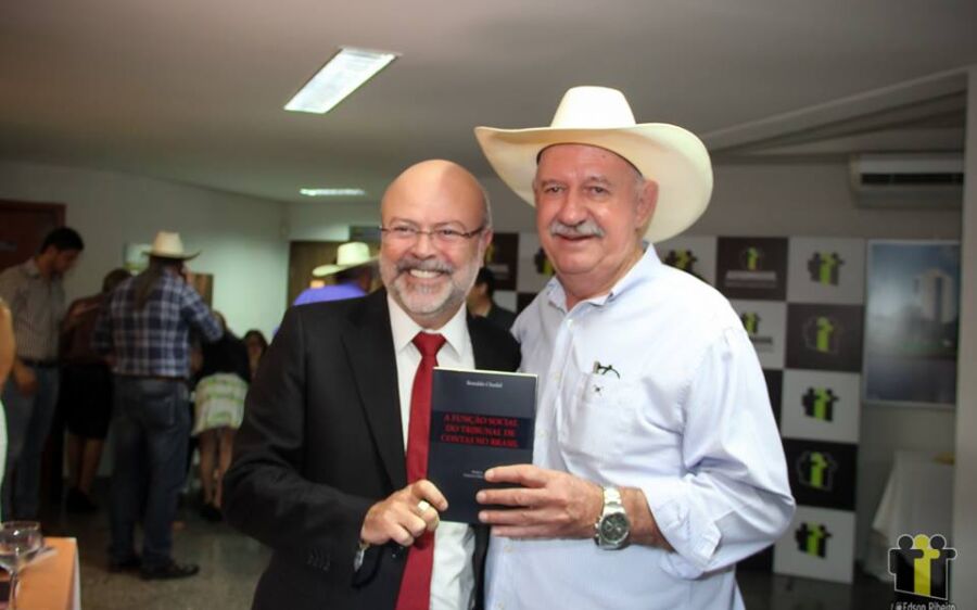 Kruger participa de palestras sobre 