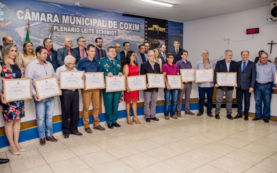 Câmara faz homenagem a 14 personalidades com o Título de Cidadão Coxinense