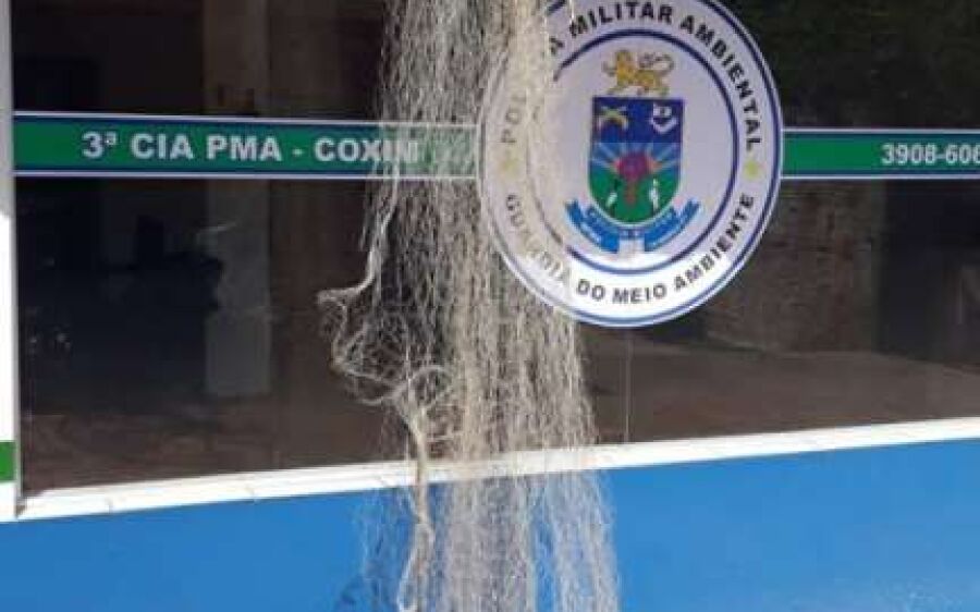 PMA fiscaliza 15 embarcações e aprende petrechos ilegais em afluentes e no rio Taquari