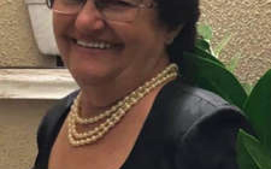 Idosa morre prensada no elevador da própria casa em MS