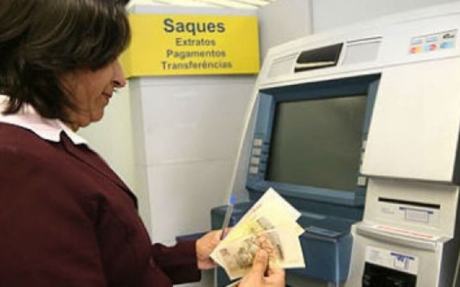 Salário do servidor estadual estará disponível para saque neste sábado