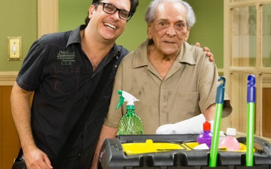 Morre aos 92 anos o comediante e ator Lúcio Mauro no RJ