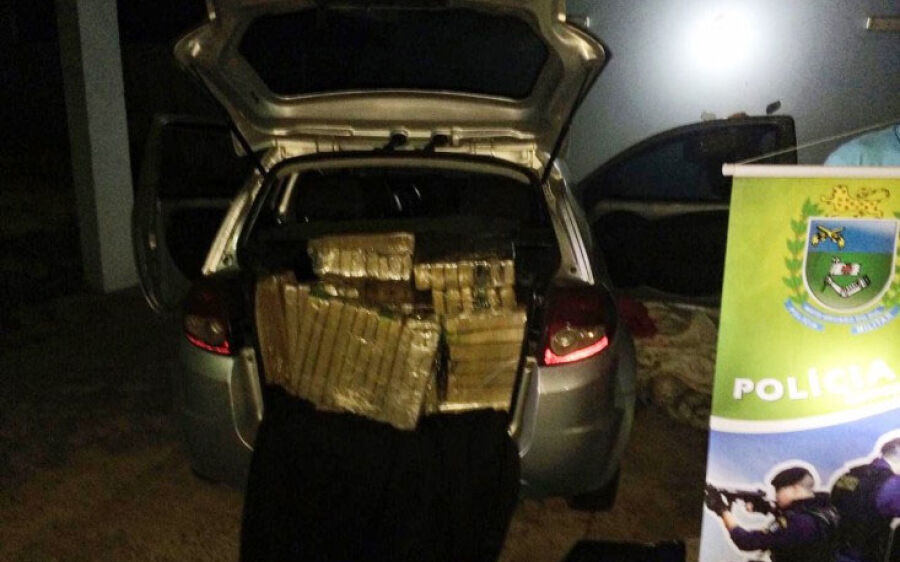 Casal que viajava com o filho de um ano é preso em Camapuã com quase 150 quilos de maconha