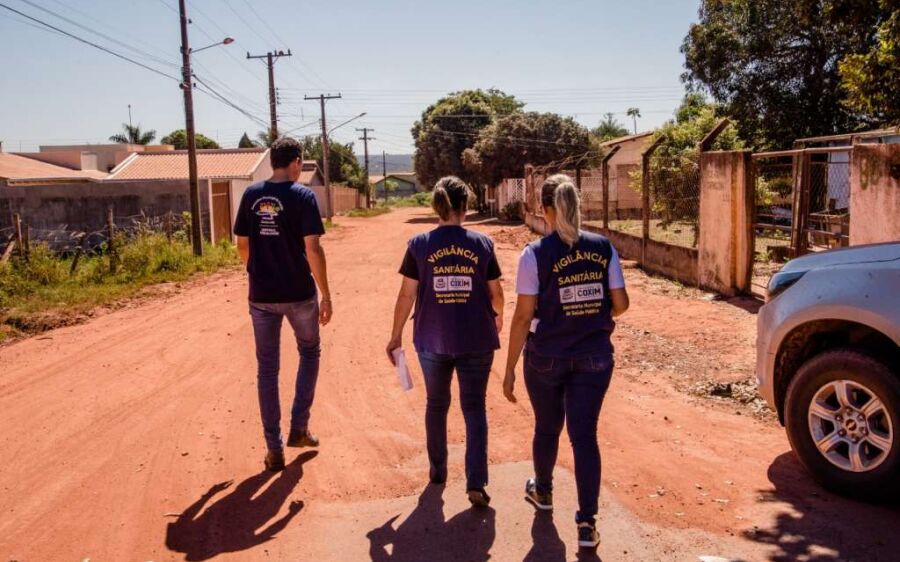Força tarefa da Saúde vistoria e  multa imóveis com focos de dengue