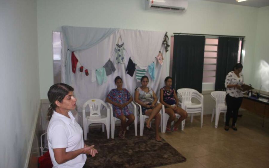 Acadêmica realiza projeto de  Intervenção no CRAS de Rio Verde